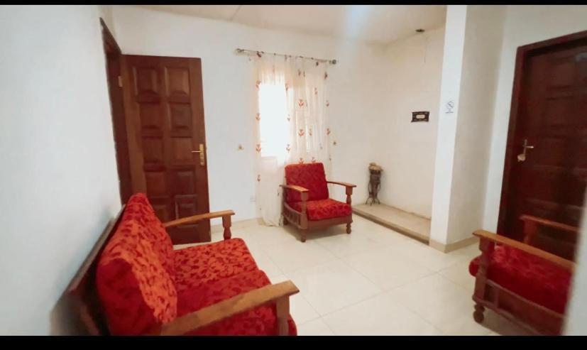 Zunox Guest House Freetown Eksteriør bilde