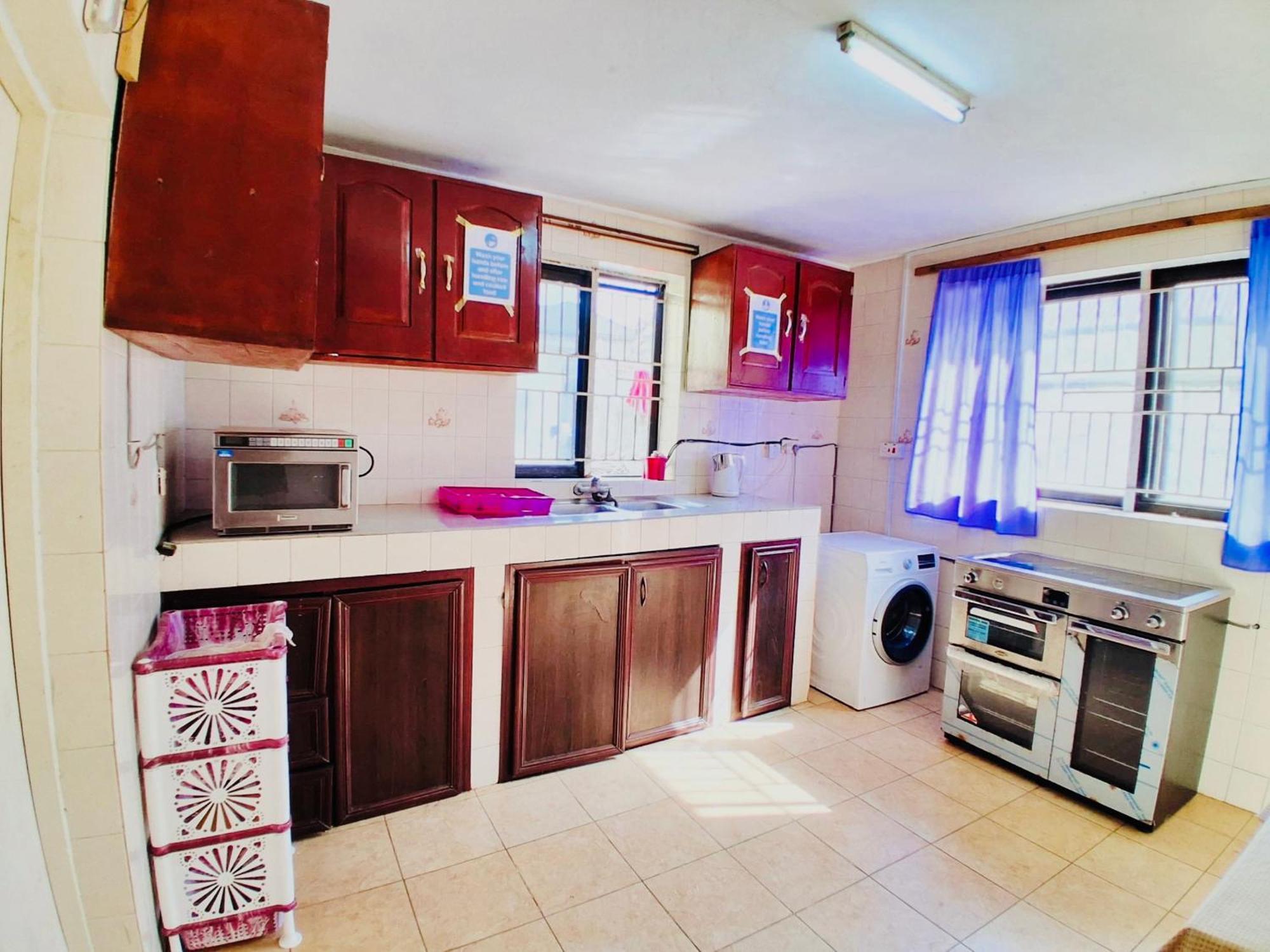 Zunox Guest House Freetown Eksteriør bilde