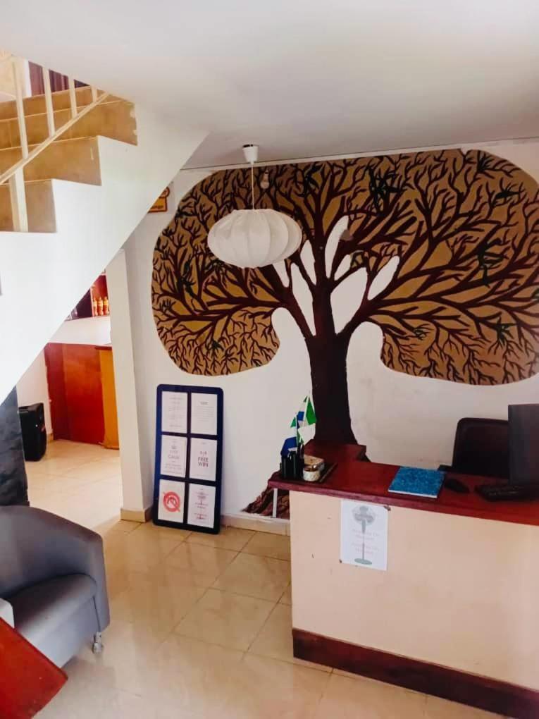 Zunox Guest House Freetown Eksteriør bilde